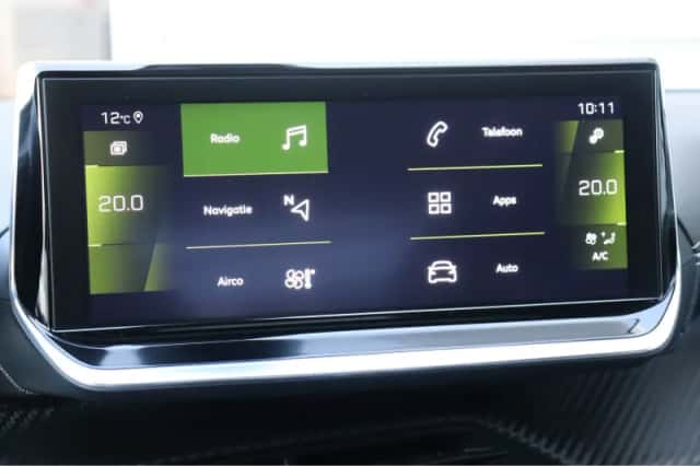 Peugeot 2008 (2020) thumbnail 42