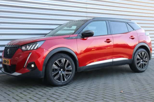 Peugeot 2008 (2020) thumbnail 6