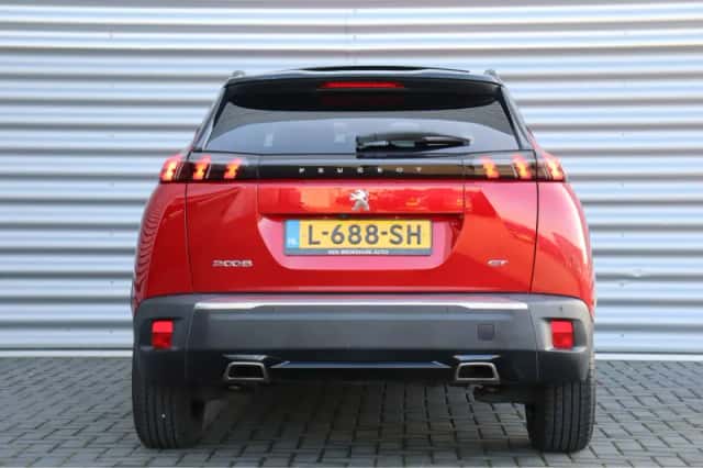 Peugeot 2008 (2020) thumbnail 8