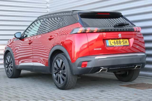 Peugeot 2008 (2020) thumbnail 9
