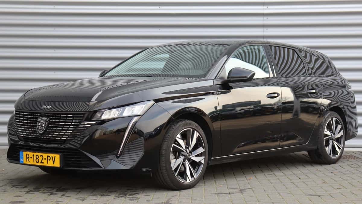 Peugeot 308 (2022) — foto 1