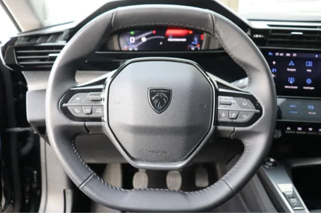 Peugeot 308 (2022) thumbnail 26