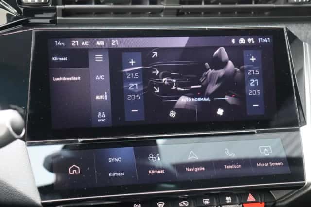 Peugeot 308 (2022) thumbnail 31