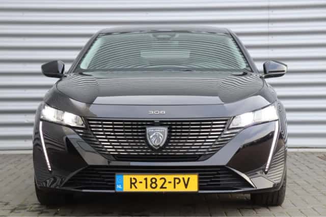Peugeot 308 (2022) thumbnail 5