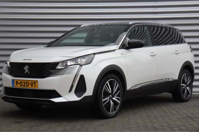 Peugeot 5008 (2022) thumbnail 1