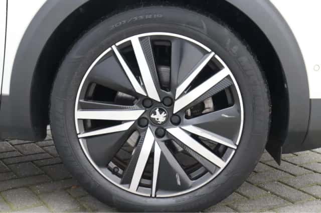 Peugeot 5008 (2022) thumbnail 15
