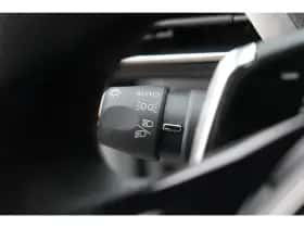 Peugeot 5008 (2022) thumbnail 33