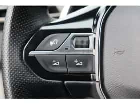 Peugeot 5008 (2022) thumbnail 34