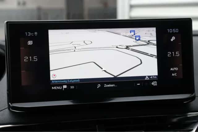 Peugeot 5008 (2022) thumbnail 42