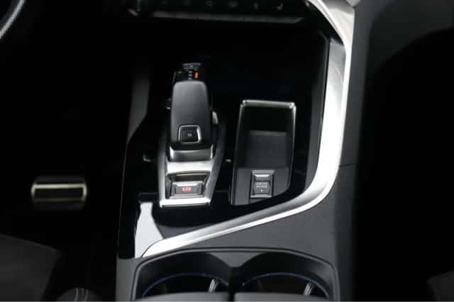 Peugeot 5008 (2022) thumbnail 51