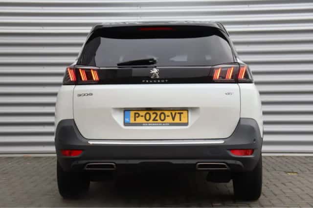 Peugeot 5008 (2022) thumbnail 8