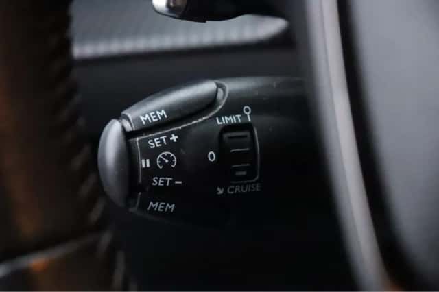 Peugeot 208 (2020) thumbnail 19