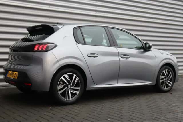 Peugeot 208 (2020) thumbnail 7