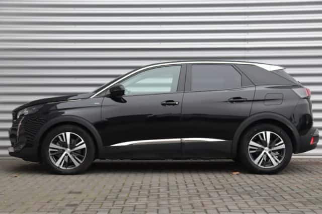 Peugeot 3008 (2022) thumbnail 2