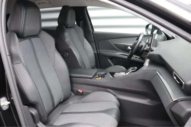 Peugeot 3008 (2022) thumbnail 19