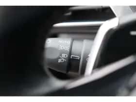 Peugeot 3008 (2022) thumbnail 24