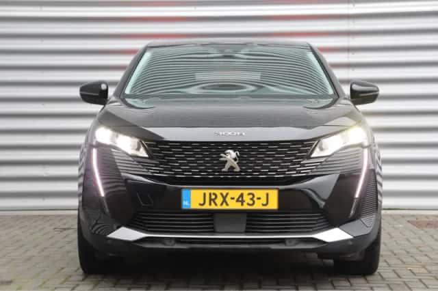 Peugeot 3008 (2022) thumbnail 5