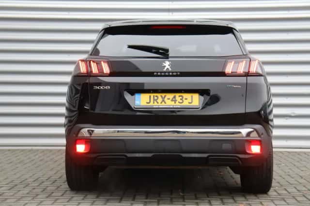 Peugeot 3008 (2022) thumbnail 8