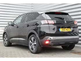 Peugeot 3008 (2022) thumbnail 9