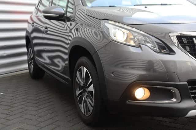 Peugeot 2008 (2018) thumbnail 14