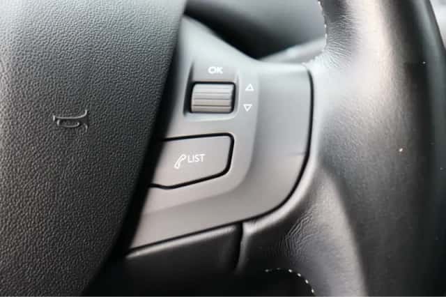 Peugeot 2008 (2018) thumbnail 25