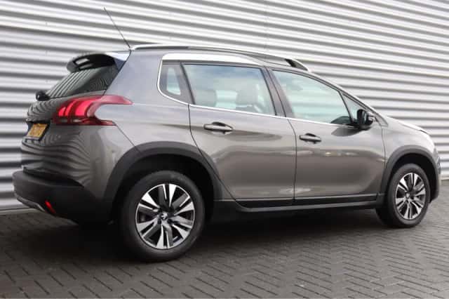 Peugeot 2008 (2018) thumbnail 7
