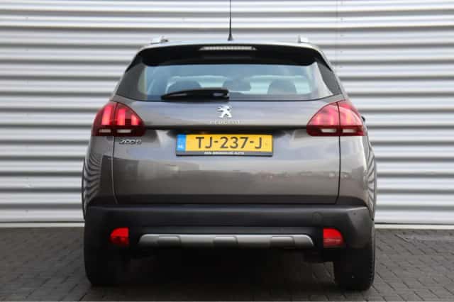 Peugeot 2008 (2018) thumbnail 8