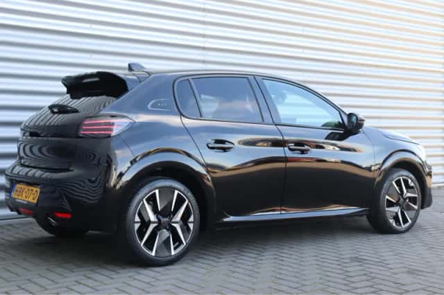 Peugeot 208 (2025) thumbnail 9