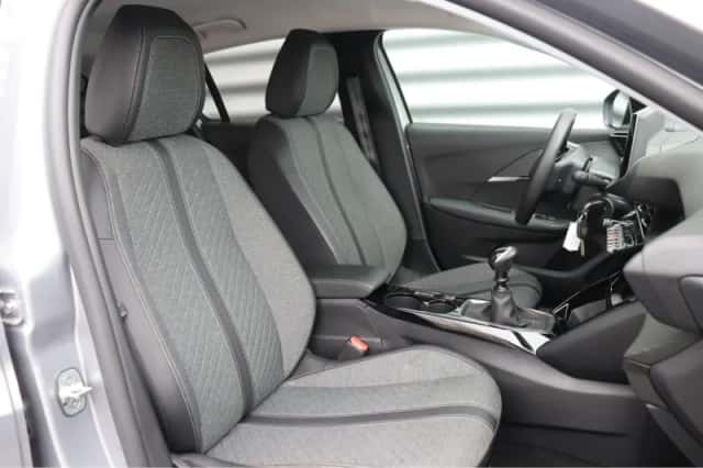 Peugeot 208 (2024) thumbnail 17