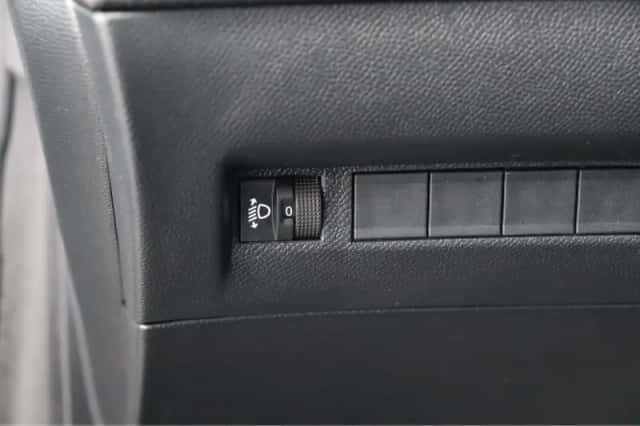 Peugeot 208 (2024) thumbnail 20