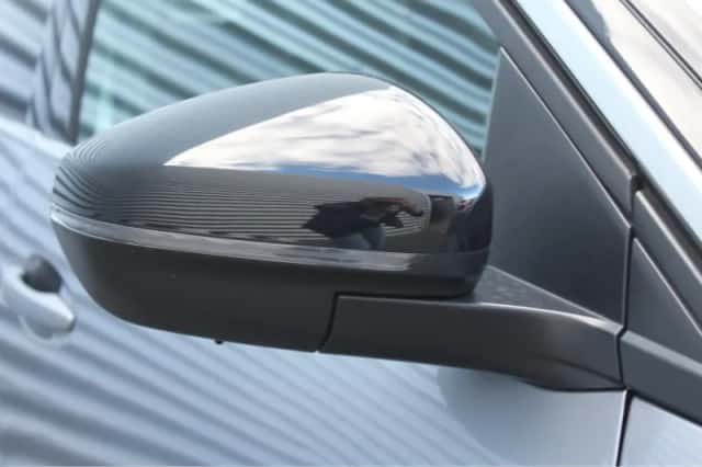 Peugeot 3008 (2022) thumbnail 11
