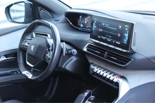 Peugeot 3008 (2022) thumbnail 38