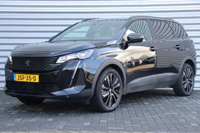 Peugeot 5008 (2024) thumbnail 1