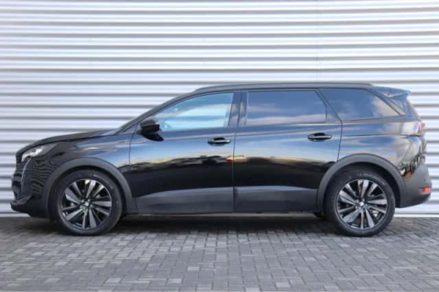 Peugeot 5008 (2024) thumbnail 2