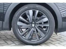 Peugeot 5008 (2024) thumbnail 12