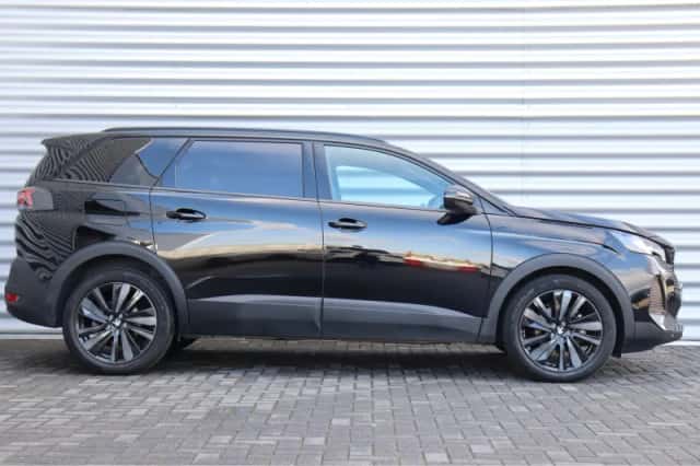 Peugeot 5008 (2024) thumbnail 3