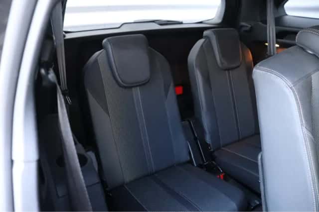 Peugeot 5008 (2024) thumbnail 21