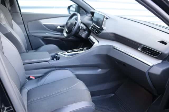 Peugeot 5008 (2024) thumbnail 24