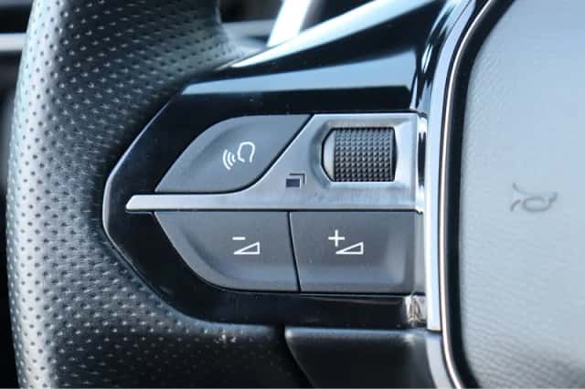 Peugeot 5008 (2024) thumbnail 29