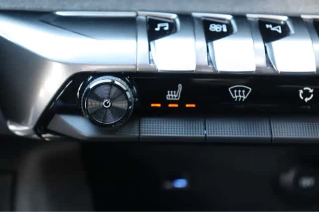 Peugeot 5008 (2024) thumbnail 41