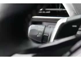 Peugeot 3008 (2021) thumbnail 25