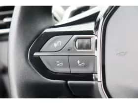 Peugeot 3008 (2021) thumbnail 26
