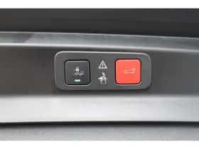 Peugeot 5008 (2024) thumbnail 19
