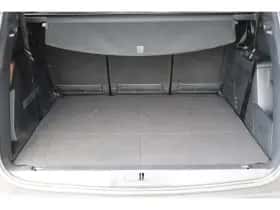 Peugeot 5008 (2024) thumbnail 20