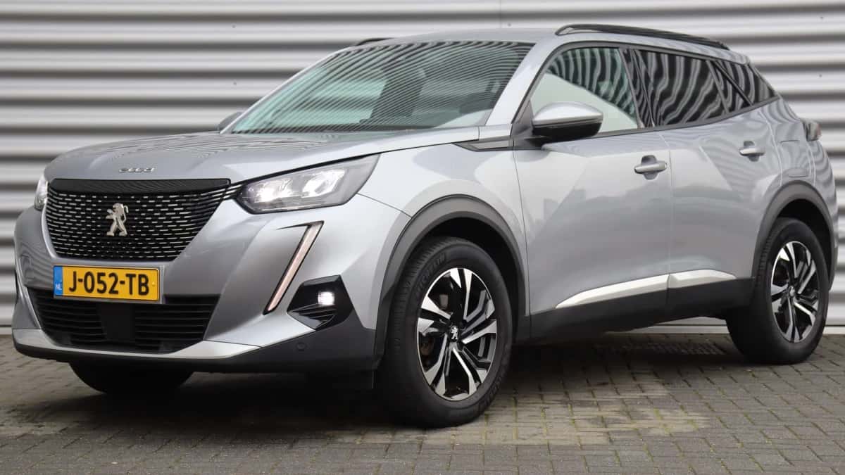 Peugeot 2008 (2020) — foto 1