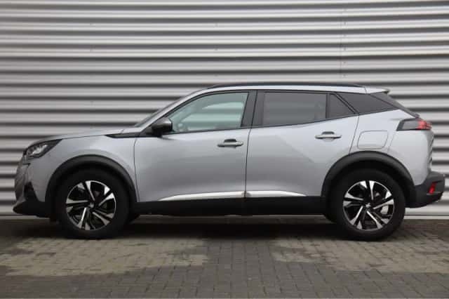 Peugeot 2008 (2020) thumbnail 2