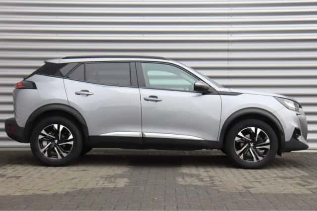 Peugeot 2008 (2020) thumbnail 3