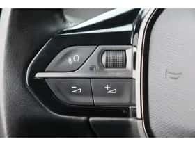 Peugeot 2008 (2020) thumbnail 24