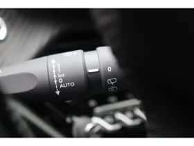 Peugeot 2008 (2020) thumbnail 27