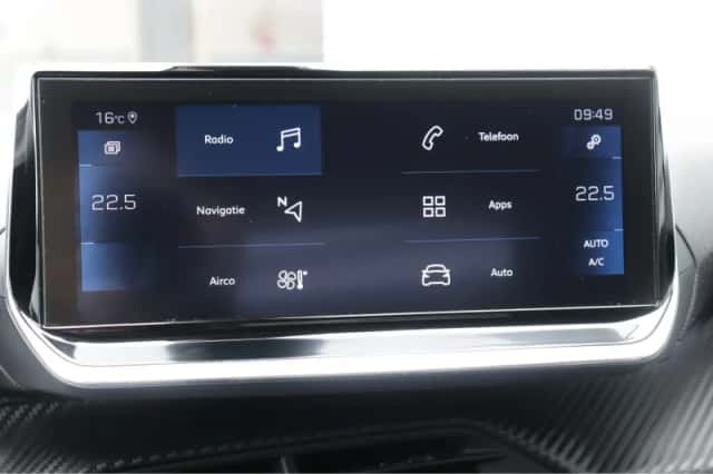 Peugeot 2008 (2020) thumbnail 34